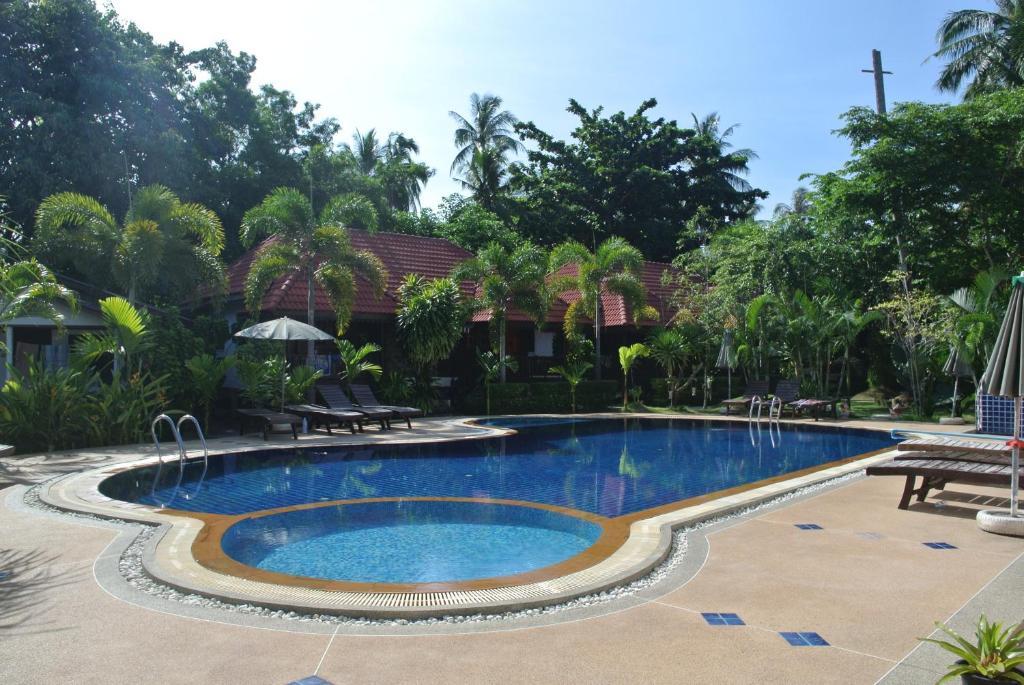 Mac'S Bay Resort Baan Tai Exterior foto