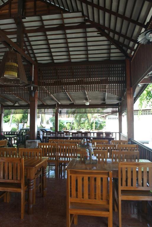 Mac'S Bay Resort Baan Tai Exterior foto